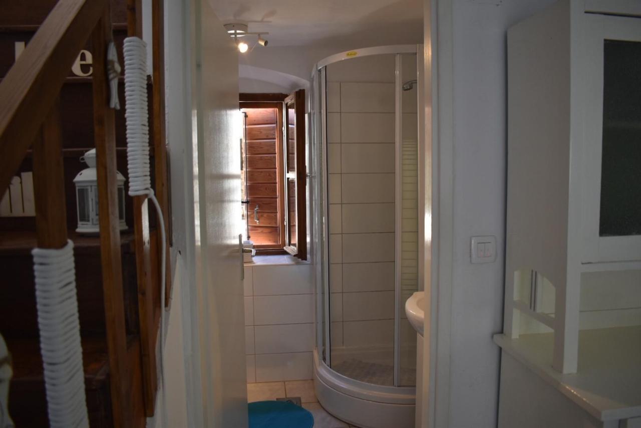 Apartment Estera Jelsa  Extérieur photo