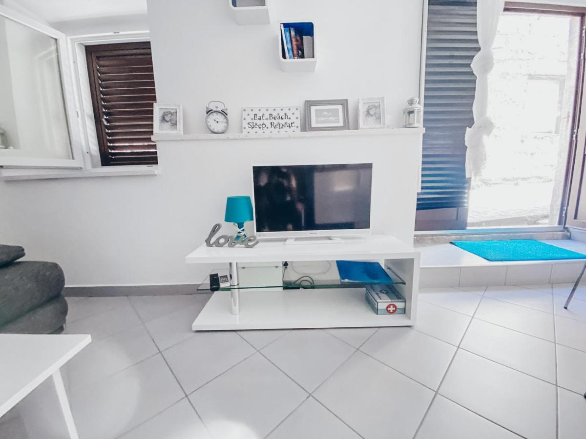 Apartment Estera Jelsa  Extérieur photo
