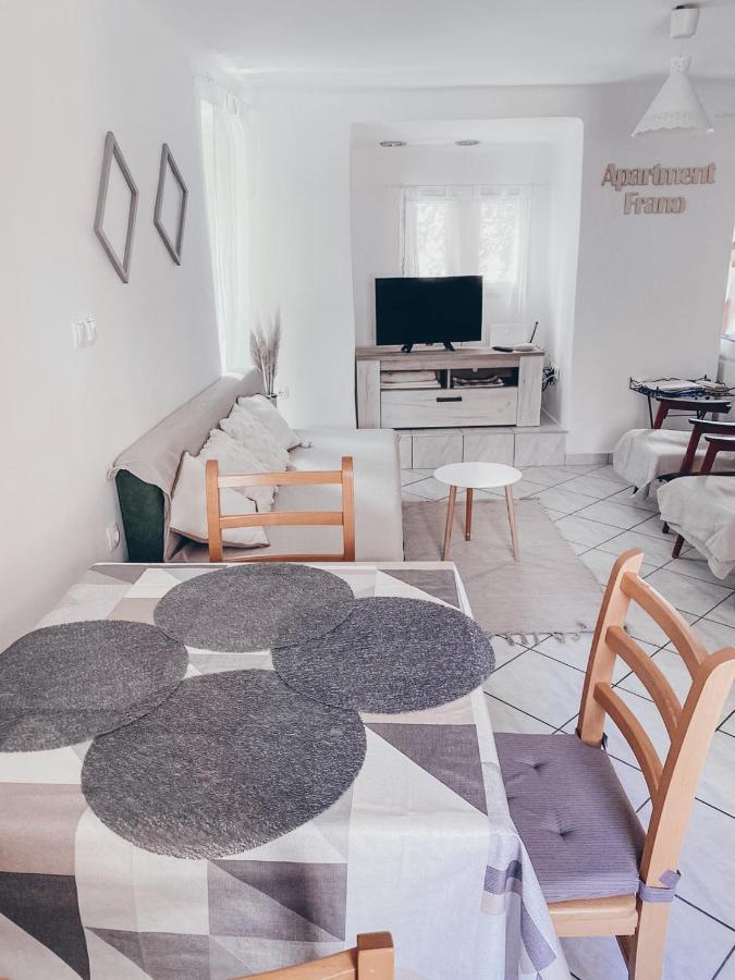 Apartment Estera Jelsa  Extérieur photo