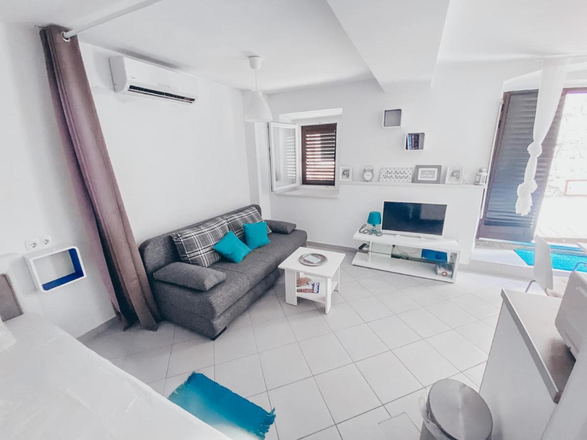 Apartment Estera Jelsa  Extérieur photo