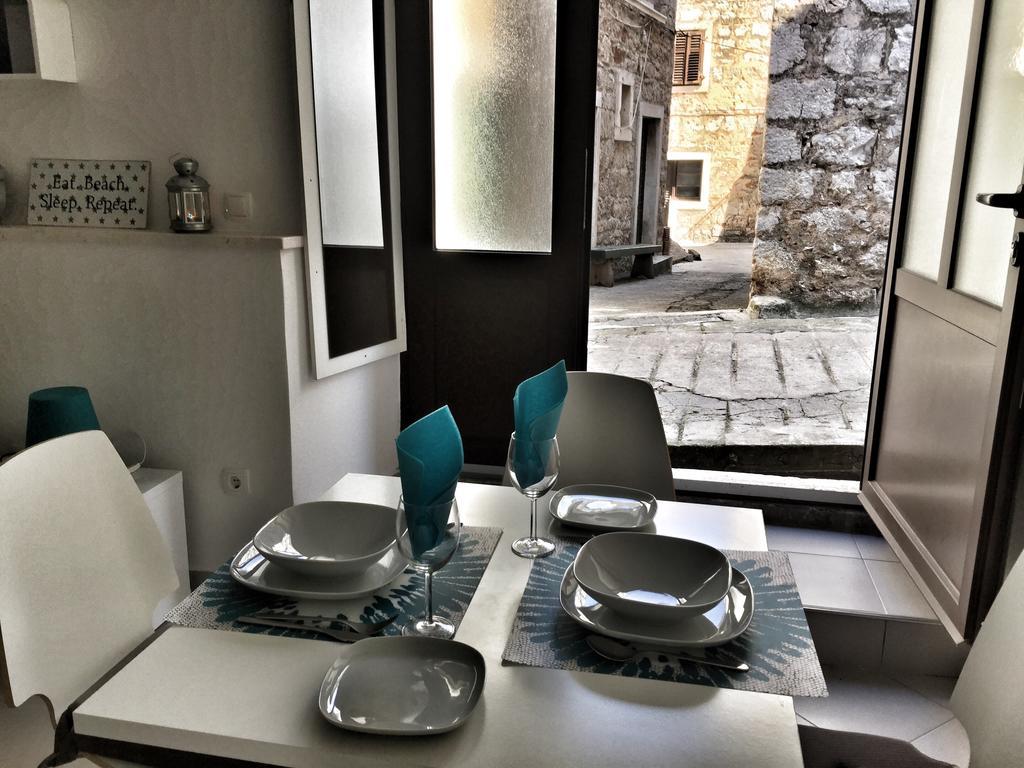 Apartment Estera Jelsa  Extérieur photo