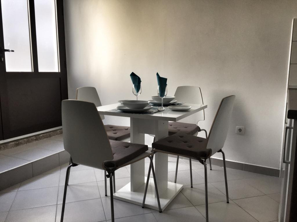 Apartment Estera Jelsa  Extérieur photo