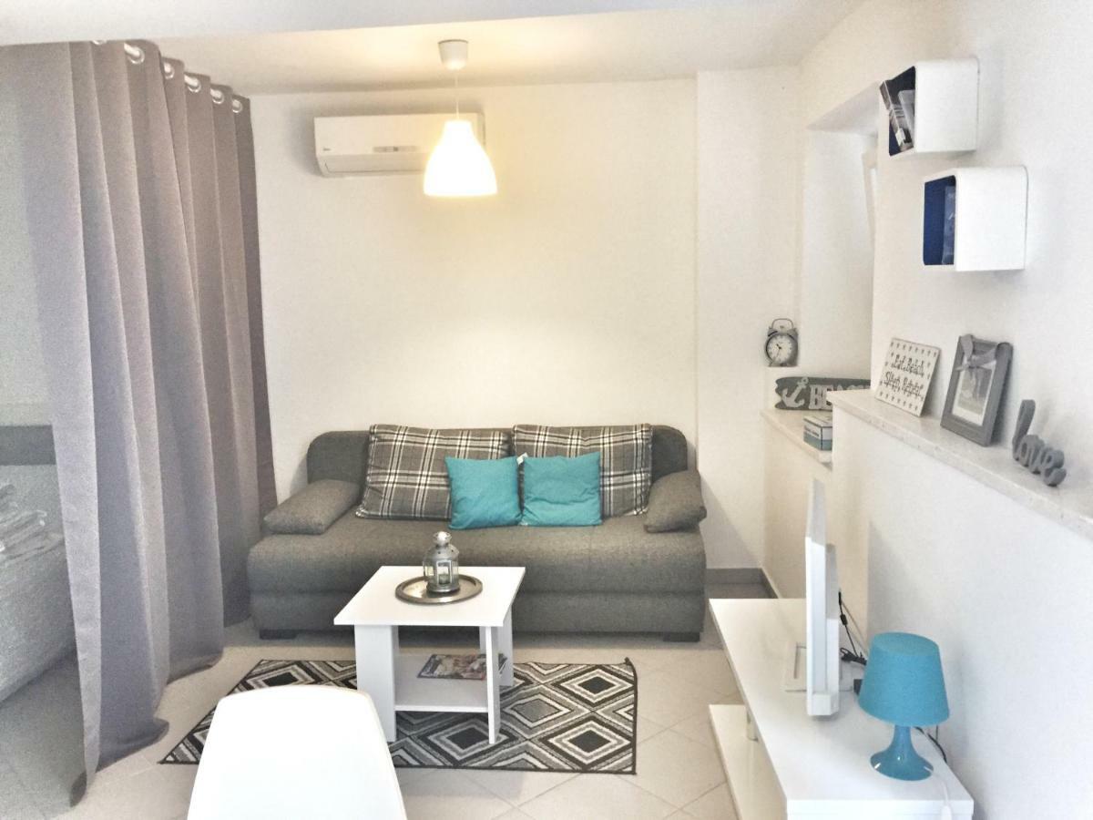 Apartment Estera Jelsa  Extérieur photo