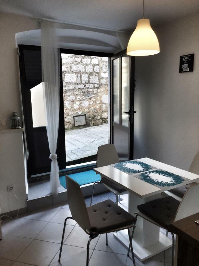 Apartment Estera Jelsa  Extérieur photo